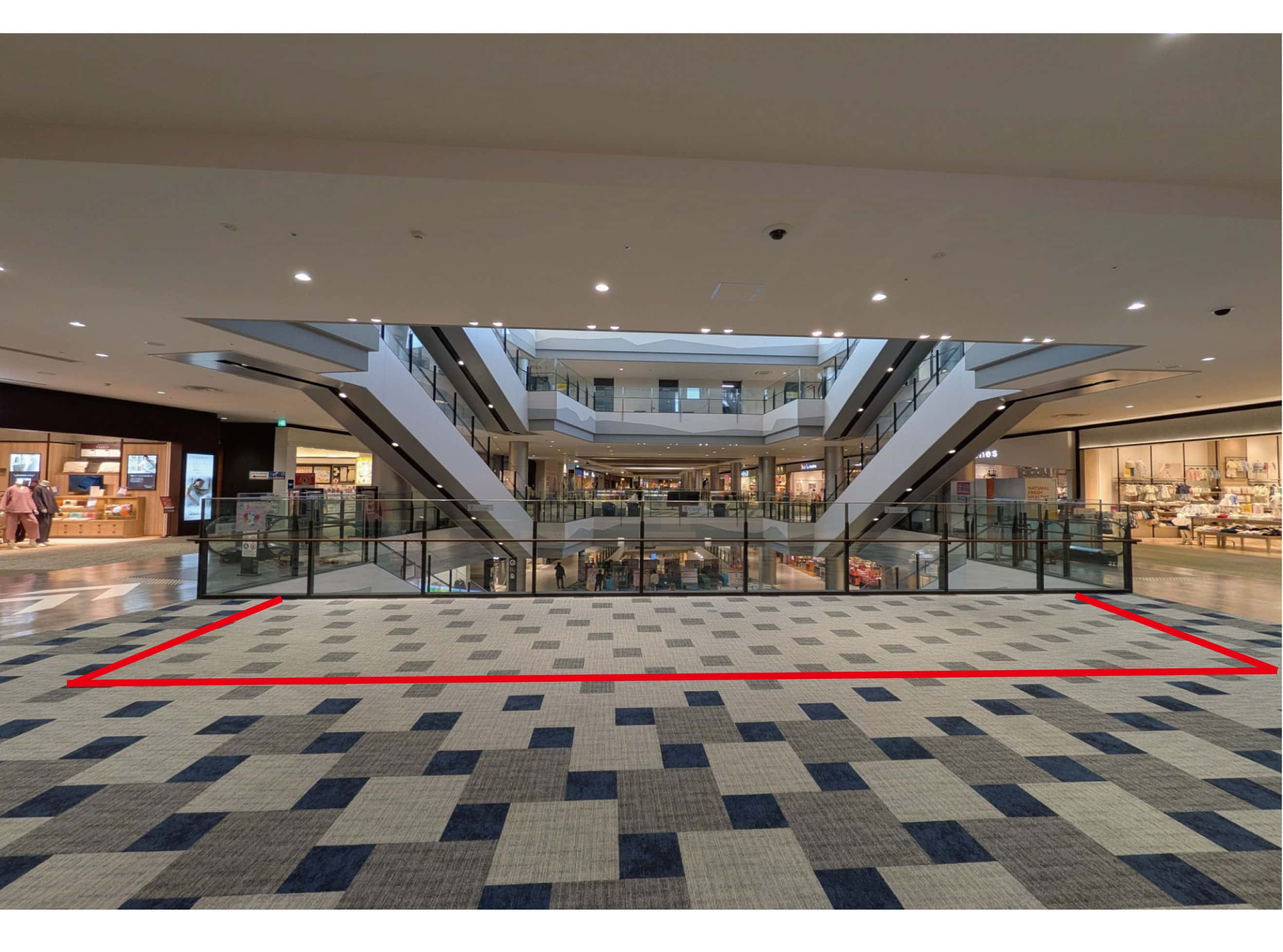 3階イオンスタイル前ブリッジ