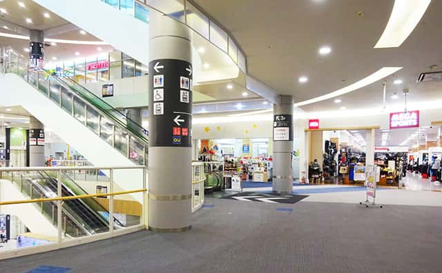2F メガスポーツ前