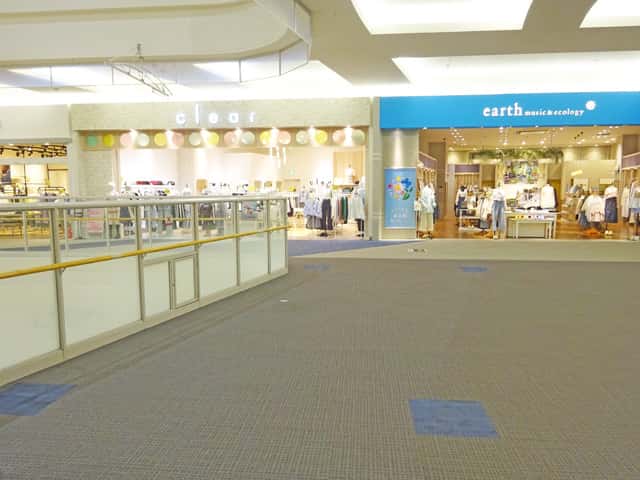2F アース ミュージック&エコロジー前