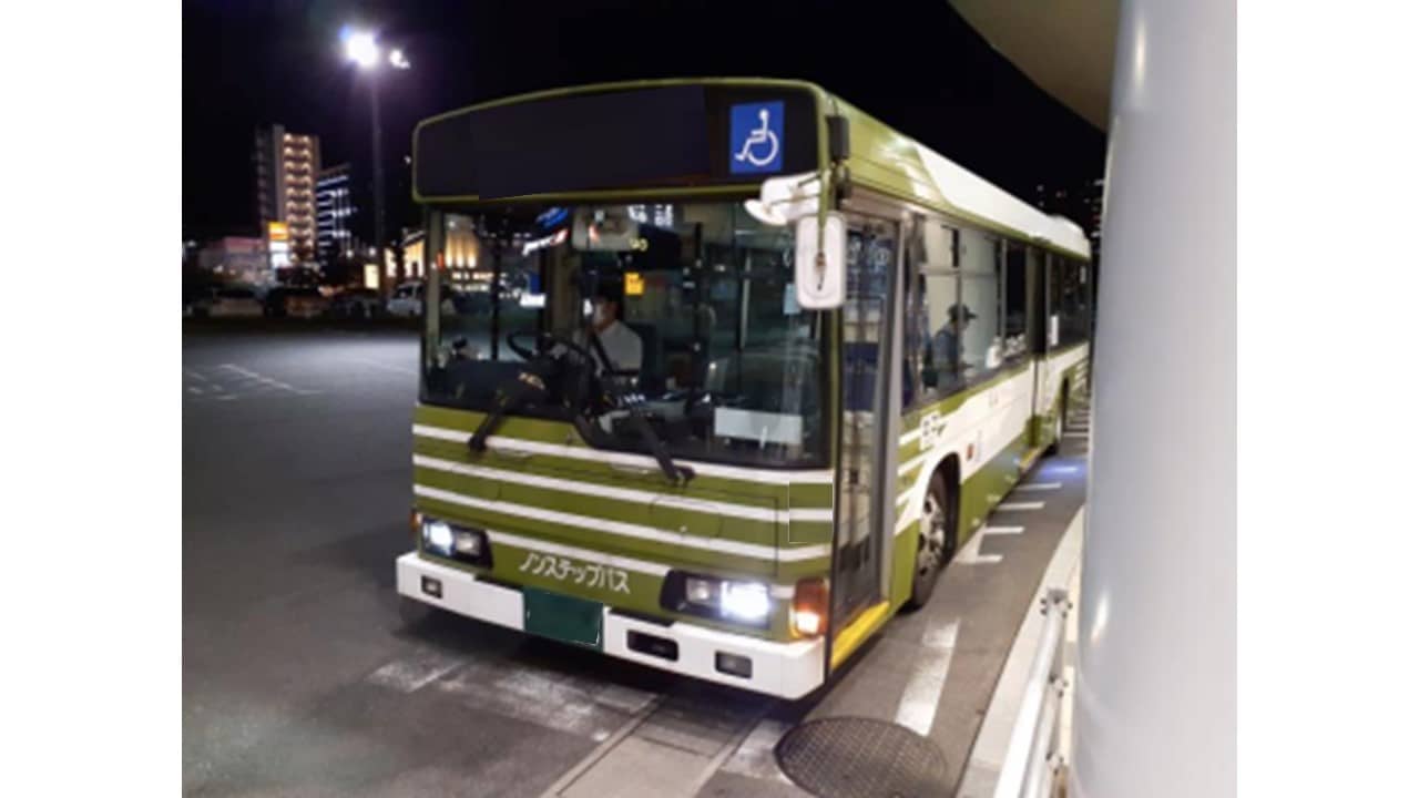 モール内広告 シャトルバス車内広告