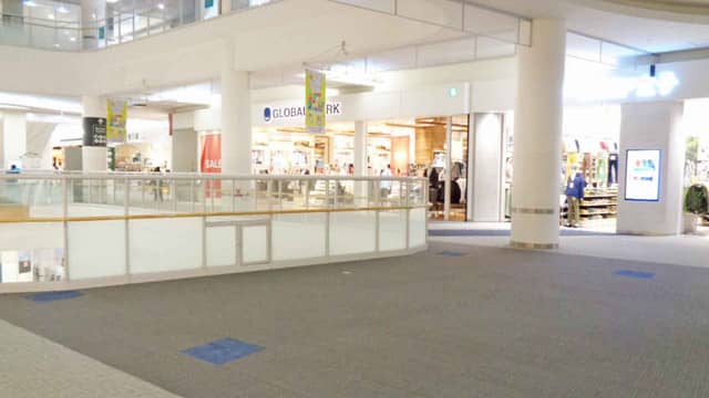 2F ワークマン女子前