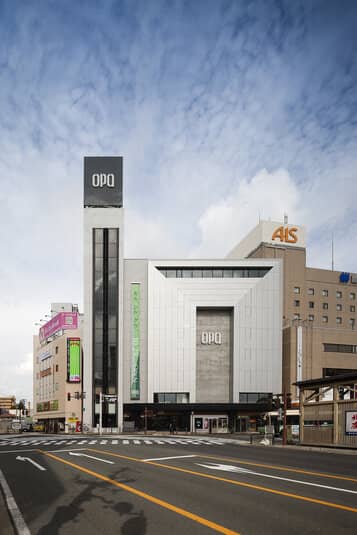 秋田オーパ