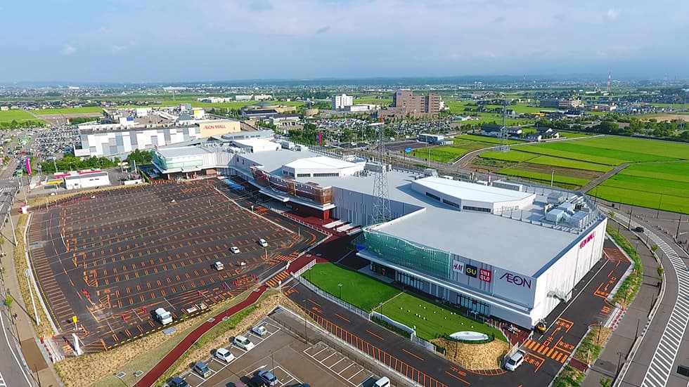 イオンモール高岡