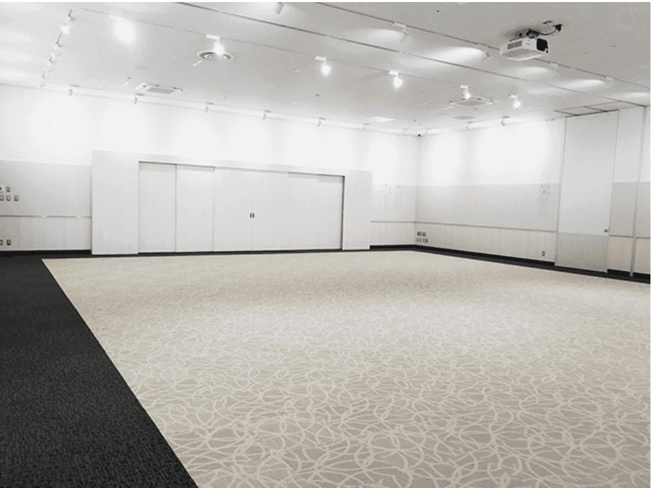 3階イオンホールAB