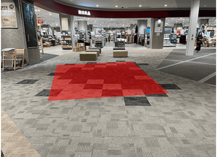 晴庭2F 無印良品前南側中央部 電源が使えるスペース