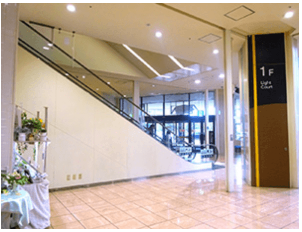 1階ライトコートエスカレーター脇②