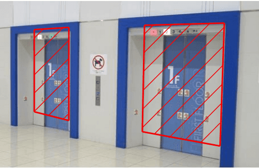 モール内広告 エレベーター扉