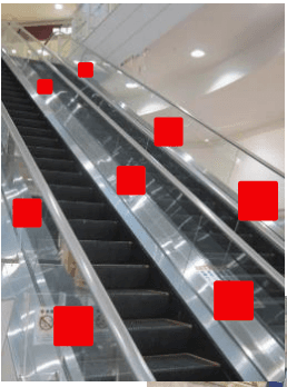 モール内広告 エスカレーター側面1