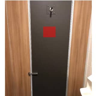 モール内広告 トイレ(個室扉内側)