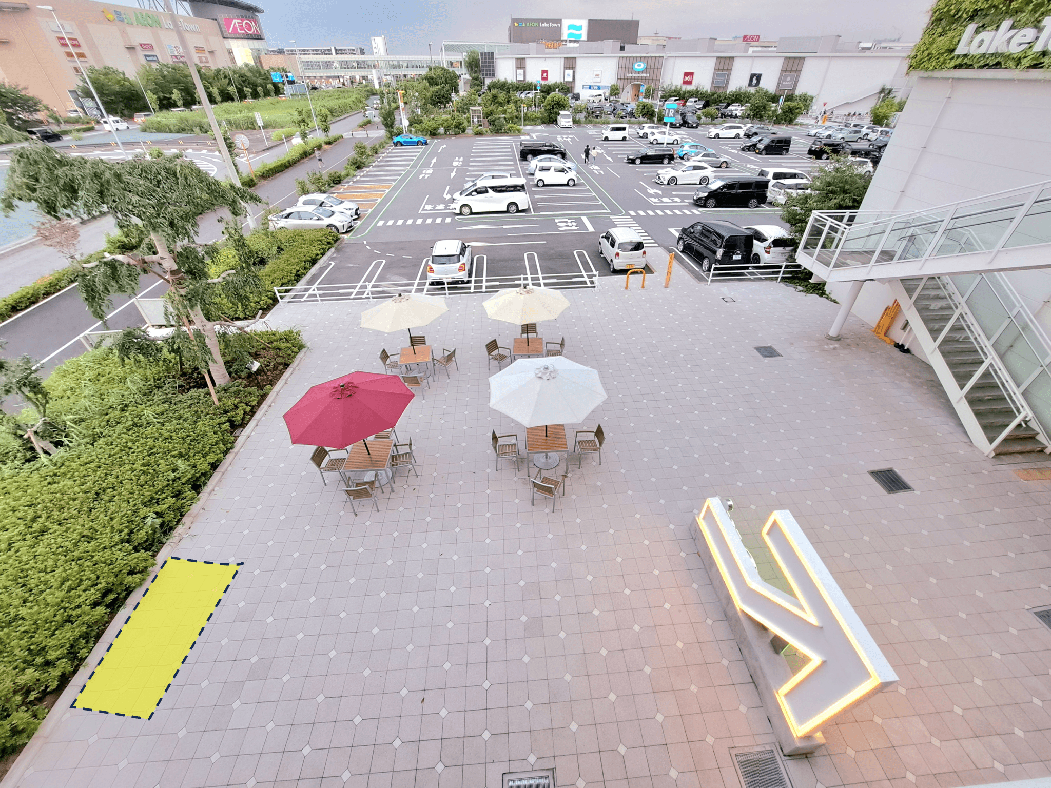 3rd Ave.1F (先端)   ①