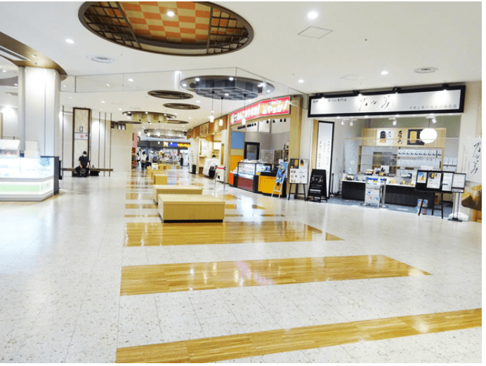 あんこのやまか前(イベントスペースJ)