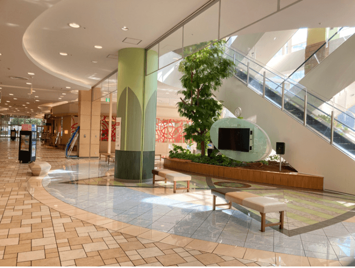 モール棟1Fガーデンコート