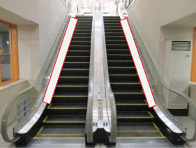 モール内広告 エスカレーター足元レール