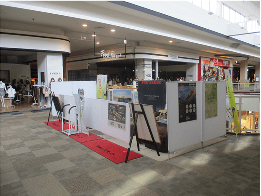 西Cブリッジ(イング前西側)