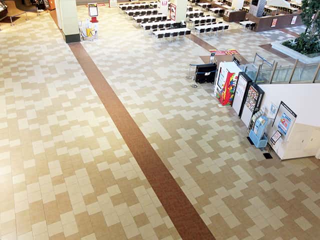 販売催事や車の展示会など、様々なイベントを開催しております。