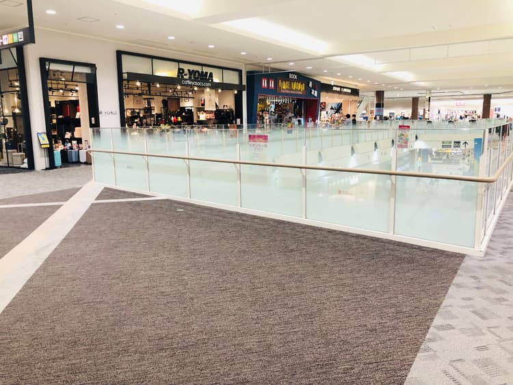 2階 ノースブリッジA(R-YOMA前)