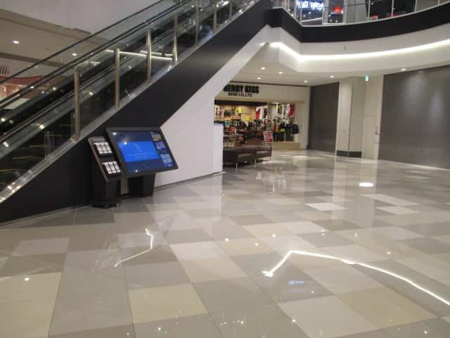 イーストコート