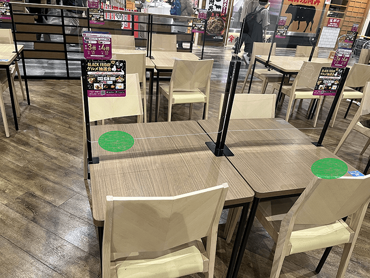 モールメディア フードコートステッカー【机