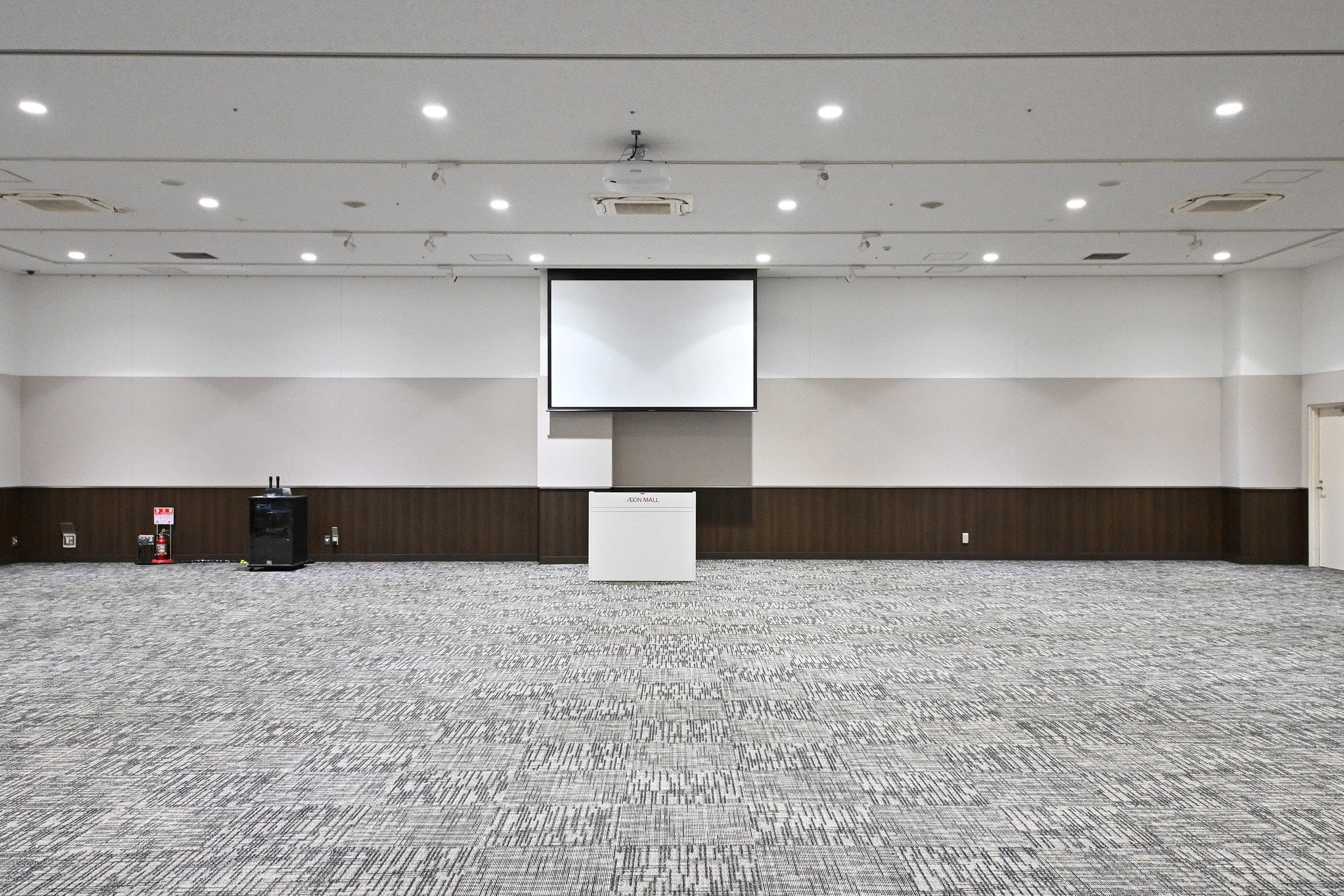 イオンホールA1