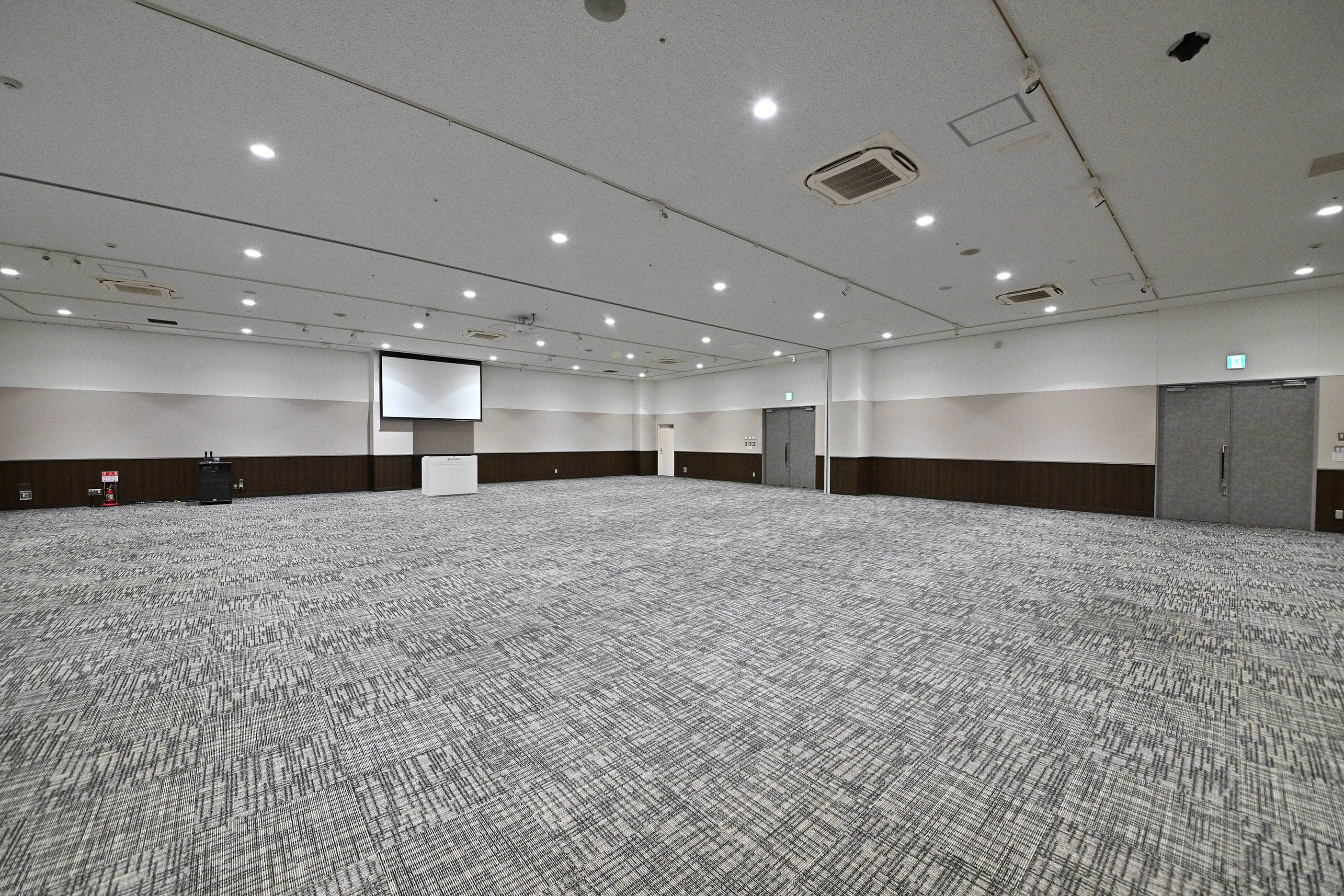 イオンホールA