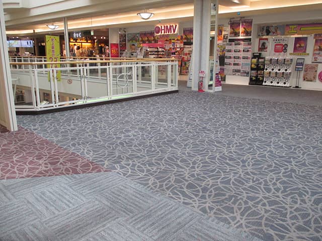 ウエスト3F HMV前 エスカレーター横(LAN有)