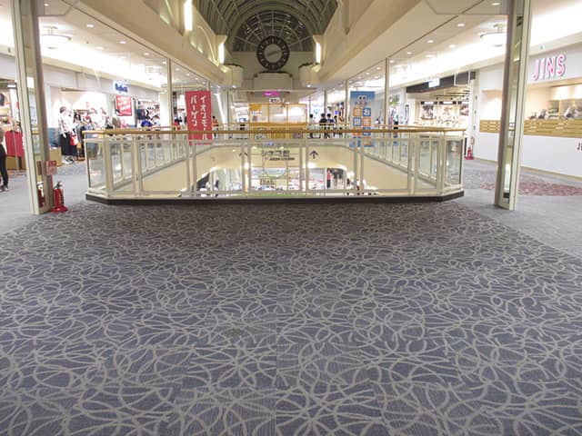 ウエスト3F ライトオン前(ノース イオン側)