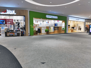 2F北側エスカレーター前スペース