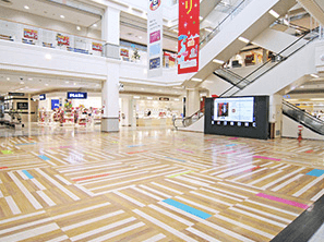 ①セントラルコート