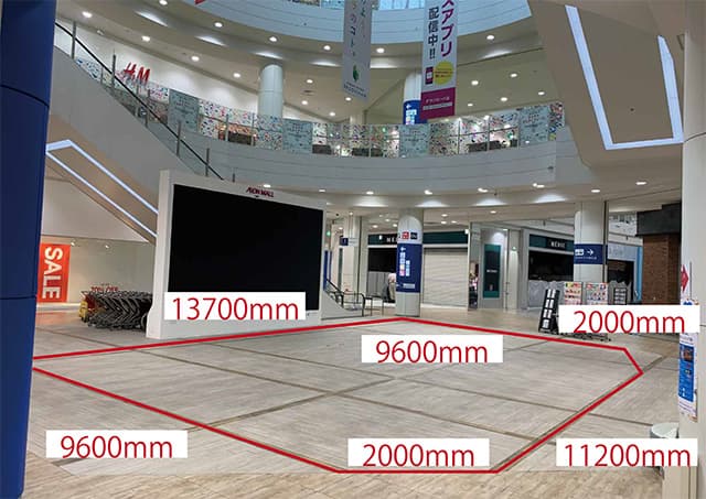 1F センターコート2