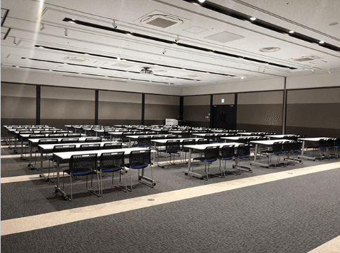 イオンホールA(倉庫側)