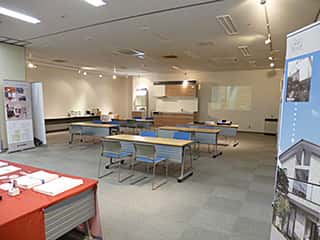 イオンホール【A】