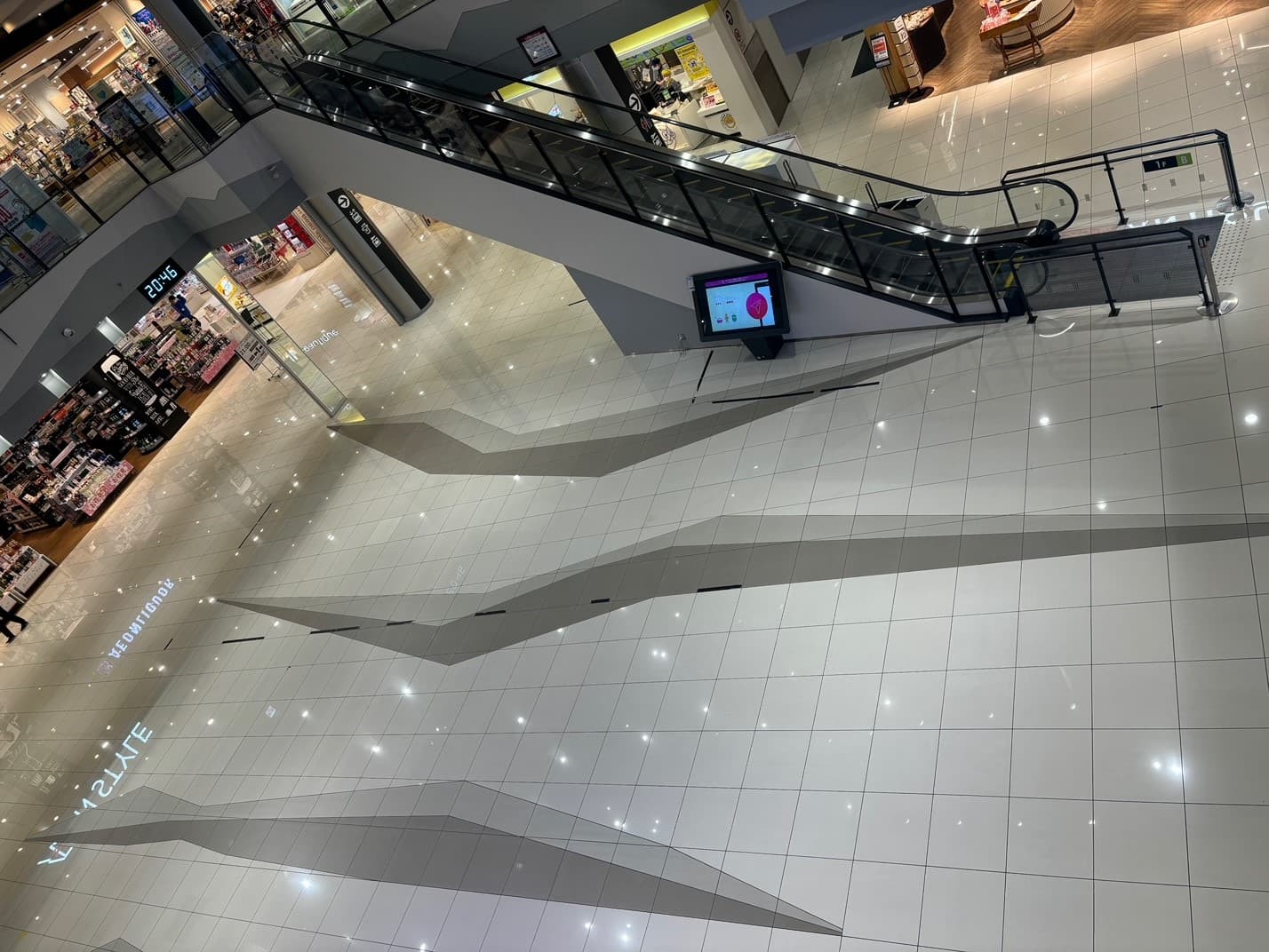 風のコート大 2階から