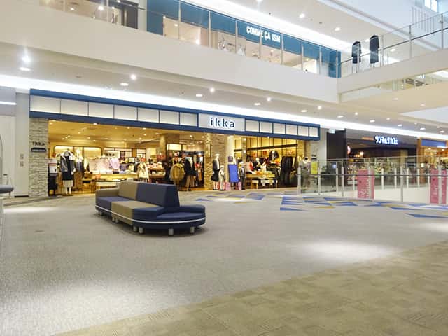 2階ikka前