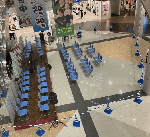 集客イベント 舞台、イス