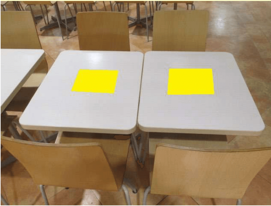 モール内広告 フードコートテーブルシール