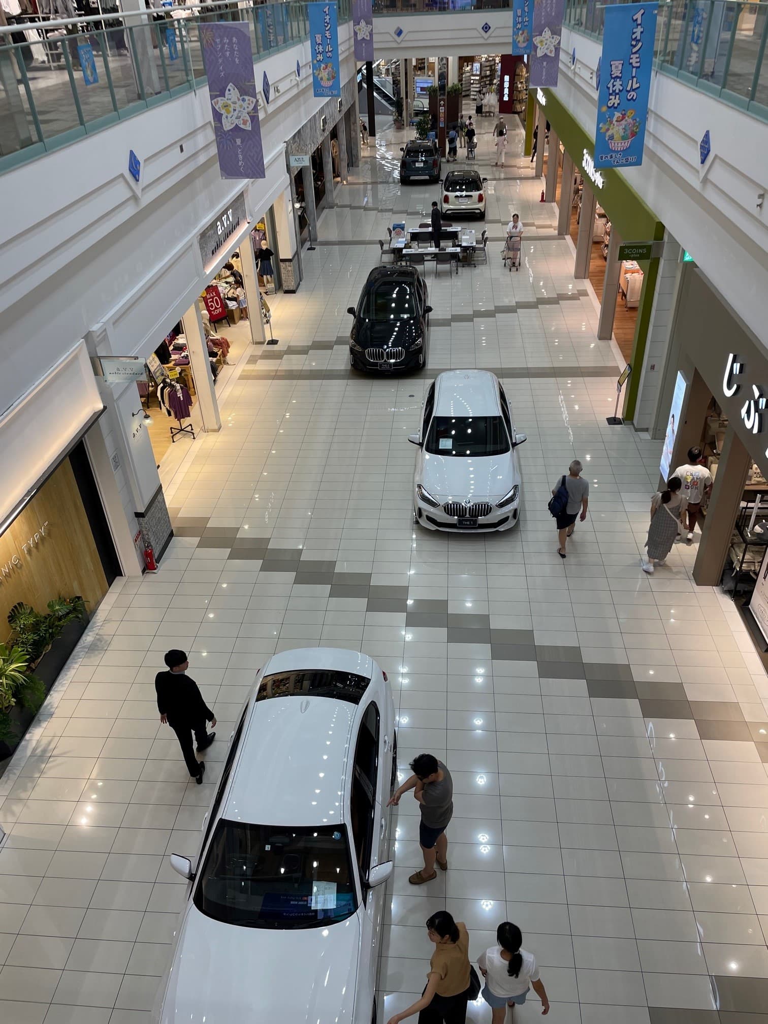 1F 吹抜け(イオン側)2