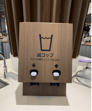 モール内広告 フードコート紙コップ1