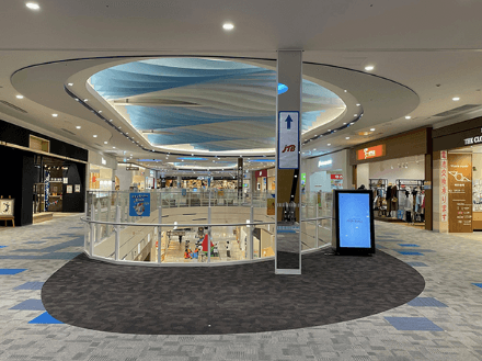 スペースI(2F 中央エスカレーター前)