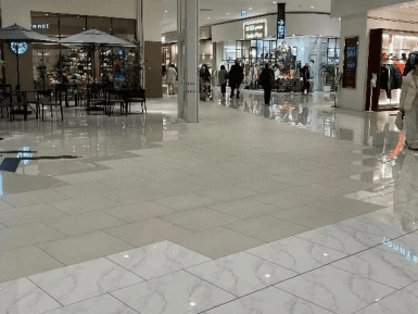 モール内広告 床ステッカー(スターバックス前)