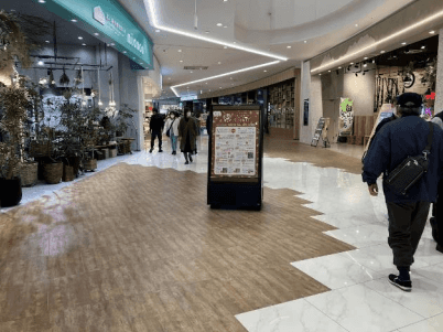 モール内広告 B1ポスターパネル(両面A型)