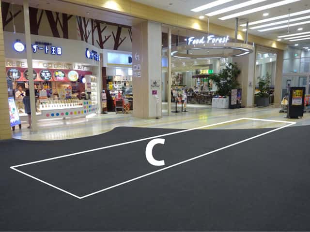 1F中央入口前C
