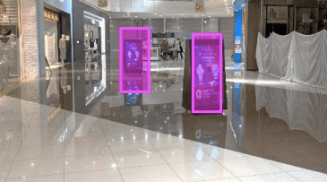 モール内広告 サイネージ