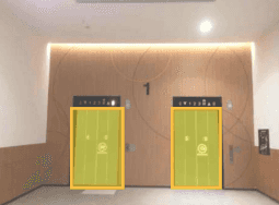 モール内広告 エレベーター