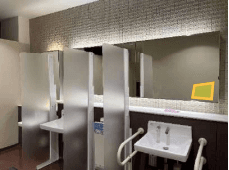 モール内広告 化粧室2