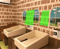 モール内広告 ベビールーム1