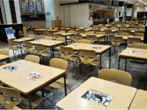 モール内広告 フードコート