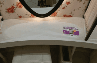 モール内広告 化粧室