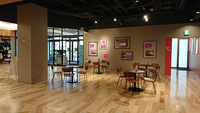 図書館前イベントスペース