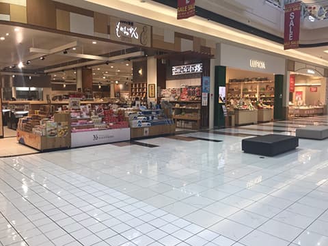 1F 東側共用通路