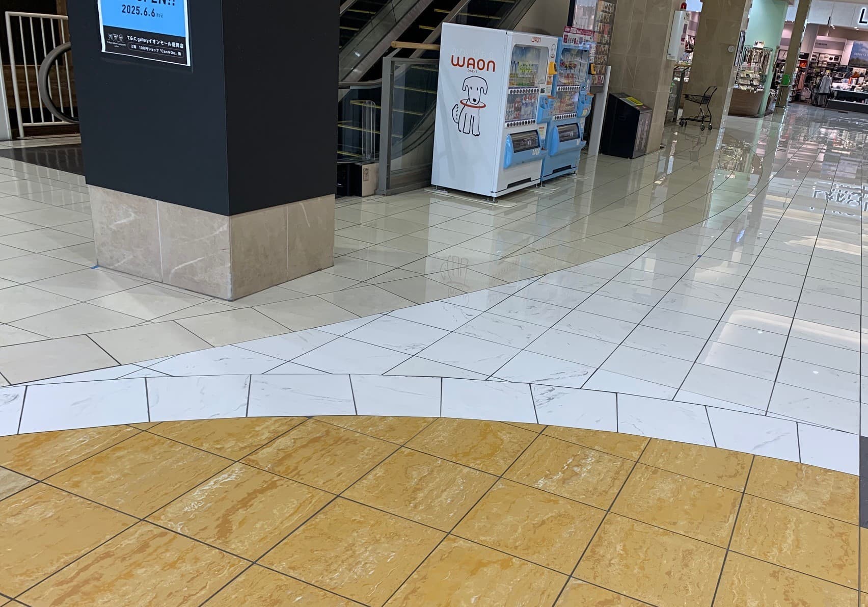 1F 中央入口柱②